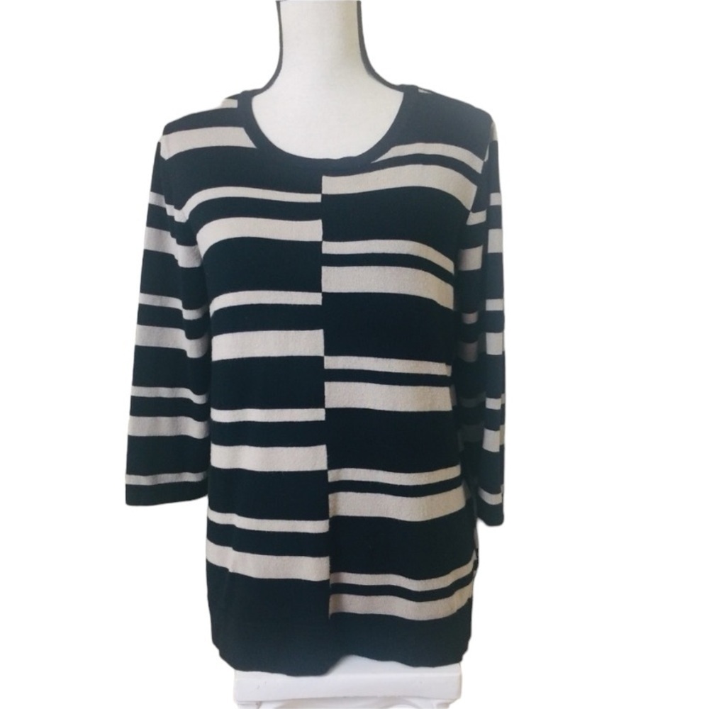 Dana Buchman Sweater Women . Tan/Black. Sz M.